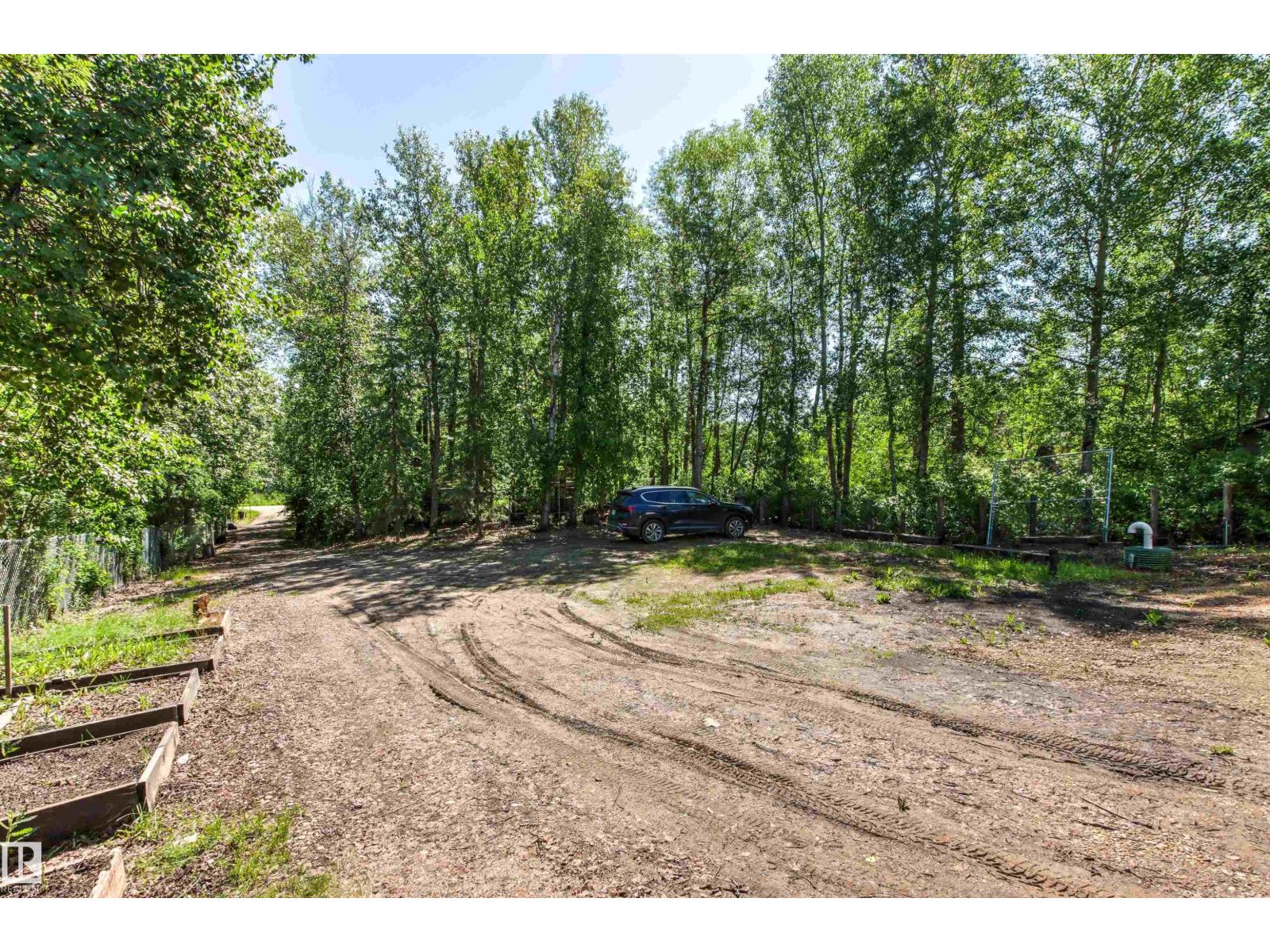 9 Gibbons Ave - 60