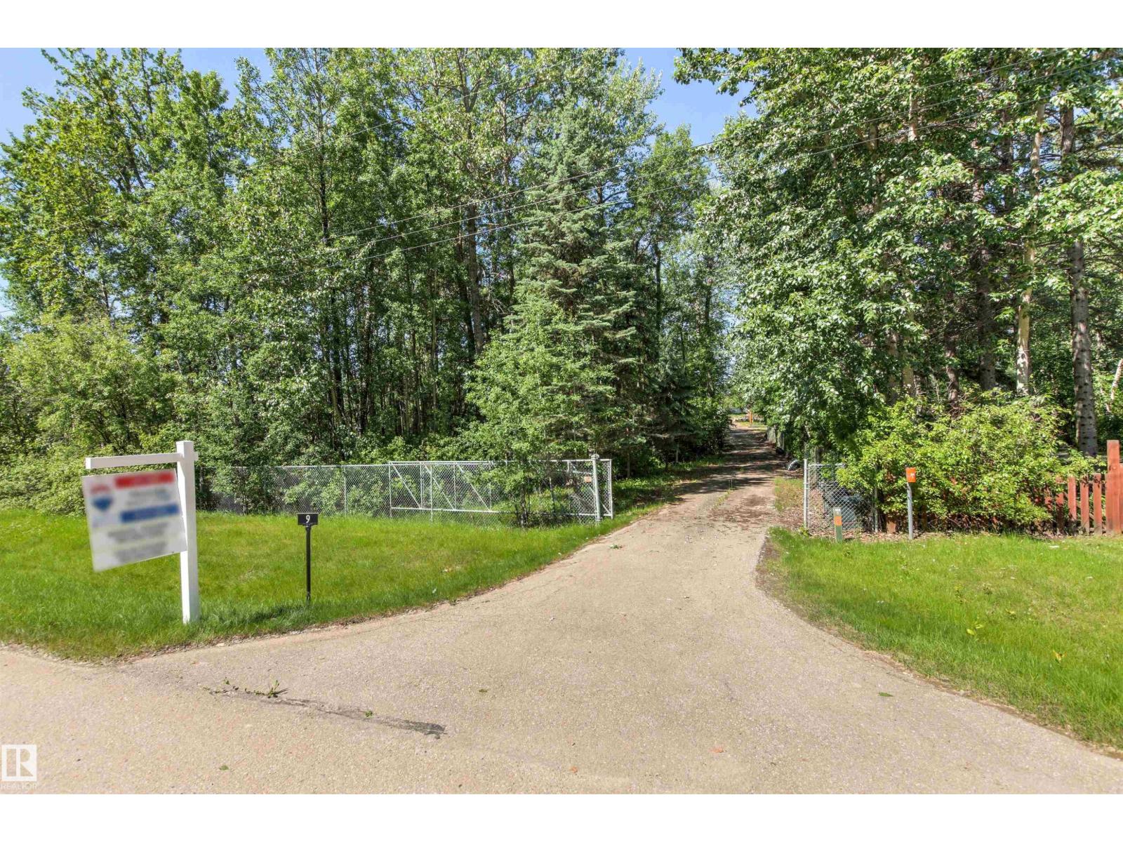 9 Gibbons Ave - 62