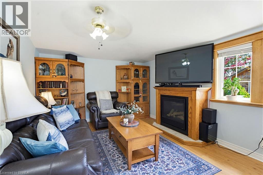 12 MCCAMMON Street - 10