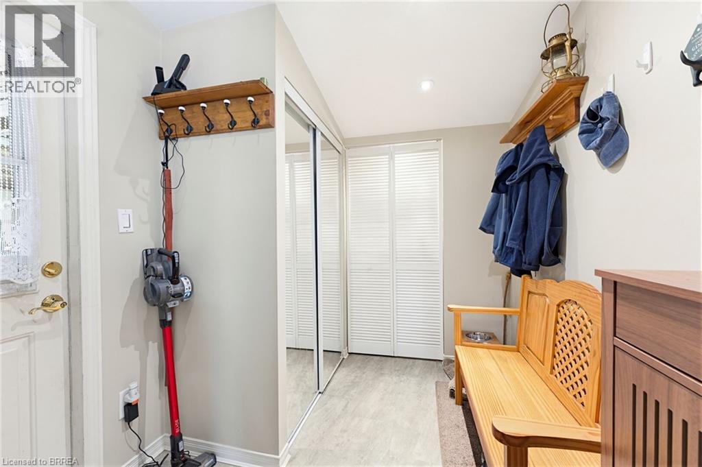 12 MCCAMMON Street - 17