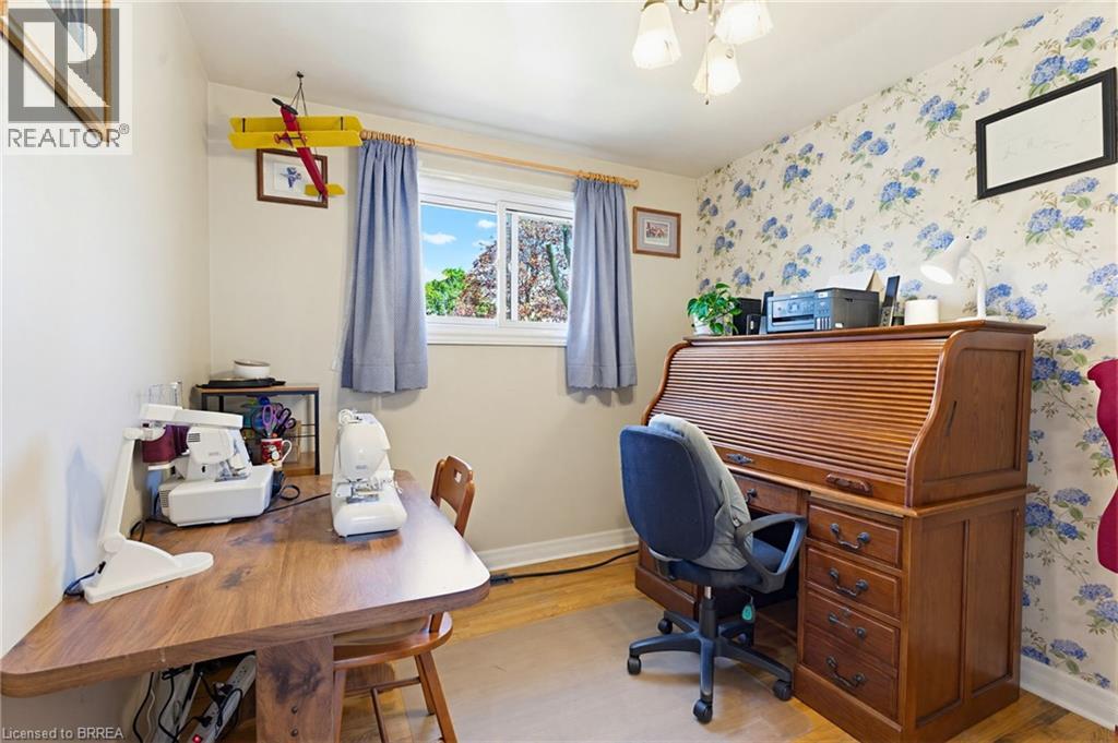 12 MCCAMMON Street - 21