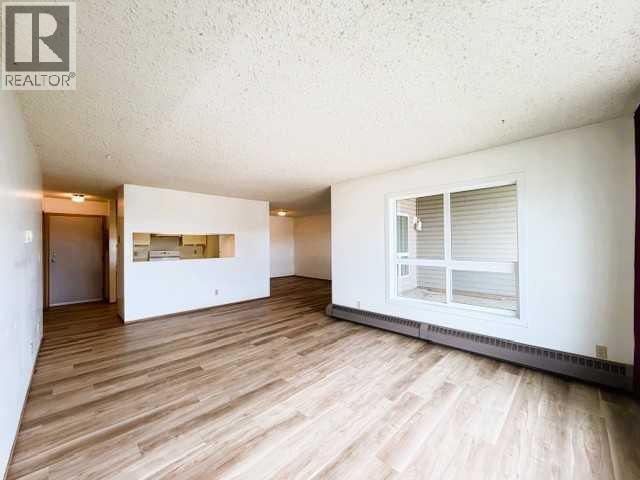 #306E 201 12 Avenue SW - 10
