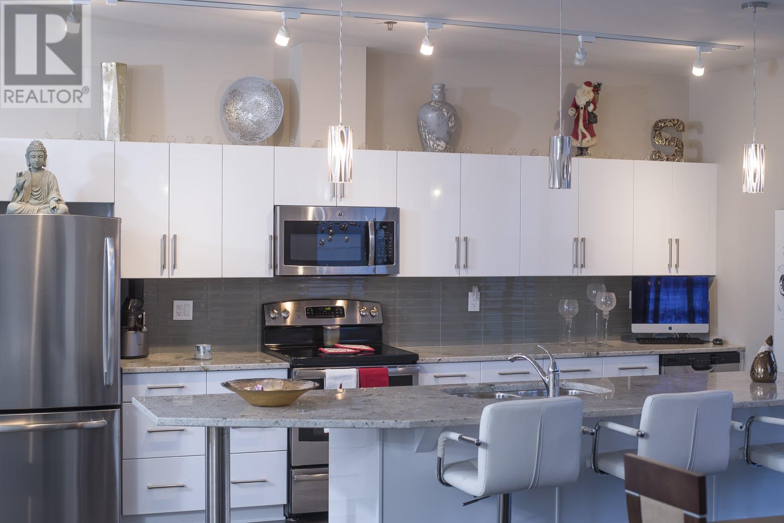 2260 Sleeping Giant PKWY - 14