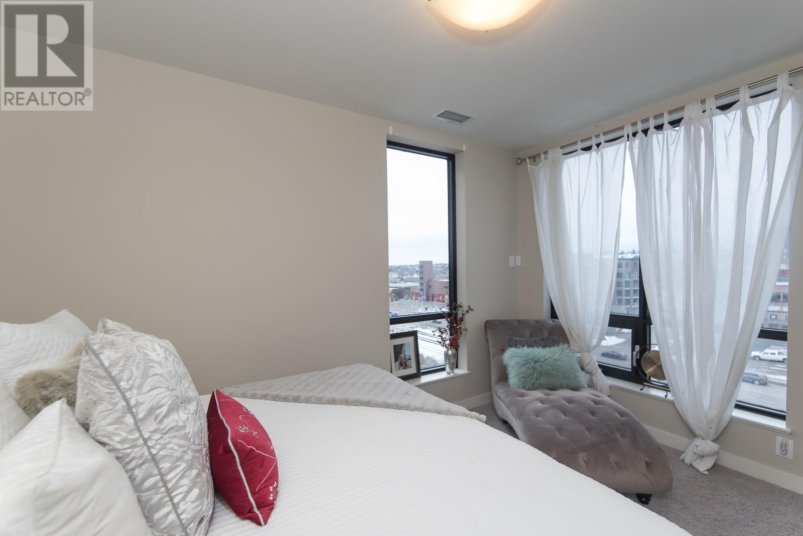 2260 Sleeping Giant PKWY - 31