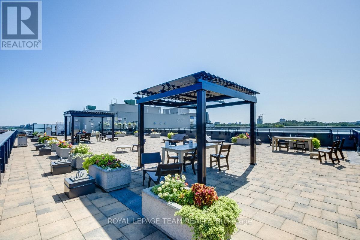 #712 360 PATRICIA AVENUE - 26