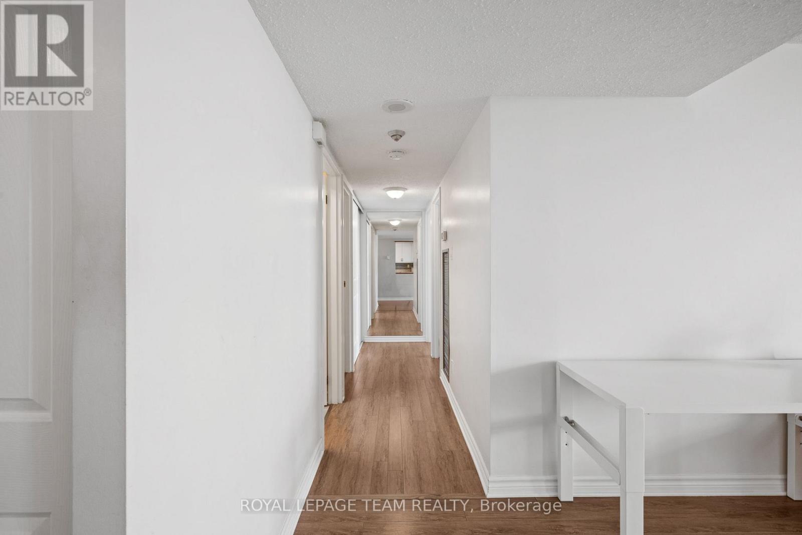 #1003 200 LAFONTAINE AVENUE - 24