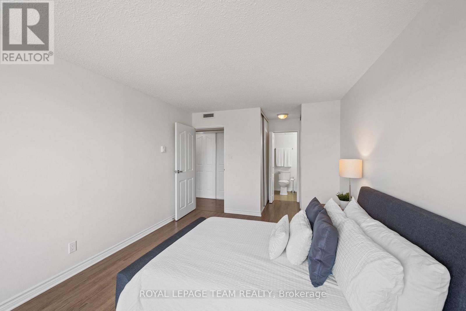 #1003 200 LAFONTAINE AVENUE - 30
