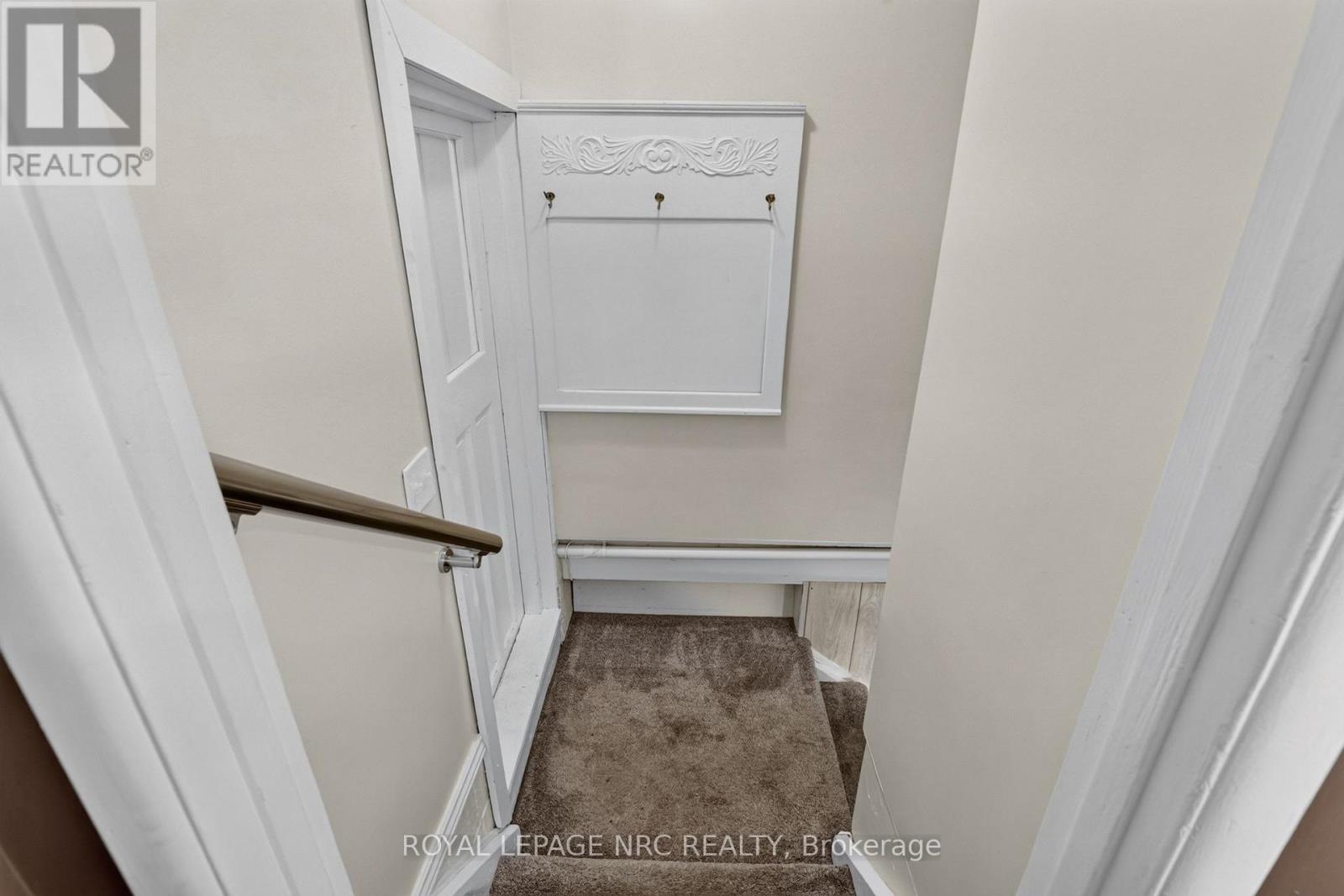 16 FERGUSON AVENUE - 13