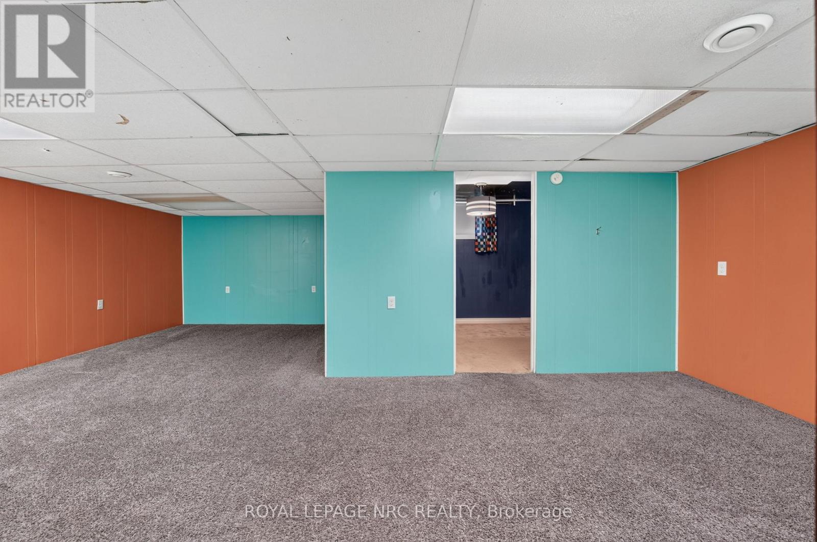 16 FERGUSON AVENUE - 27
