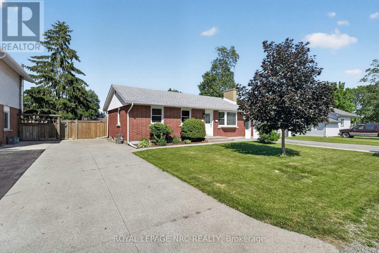 16 FERGUSON AVENUE - 4