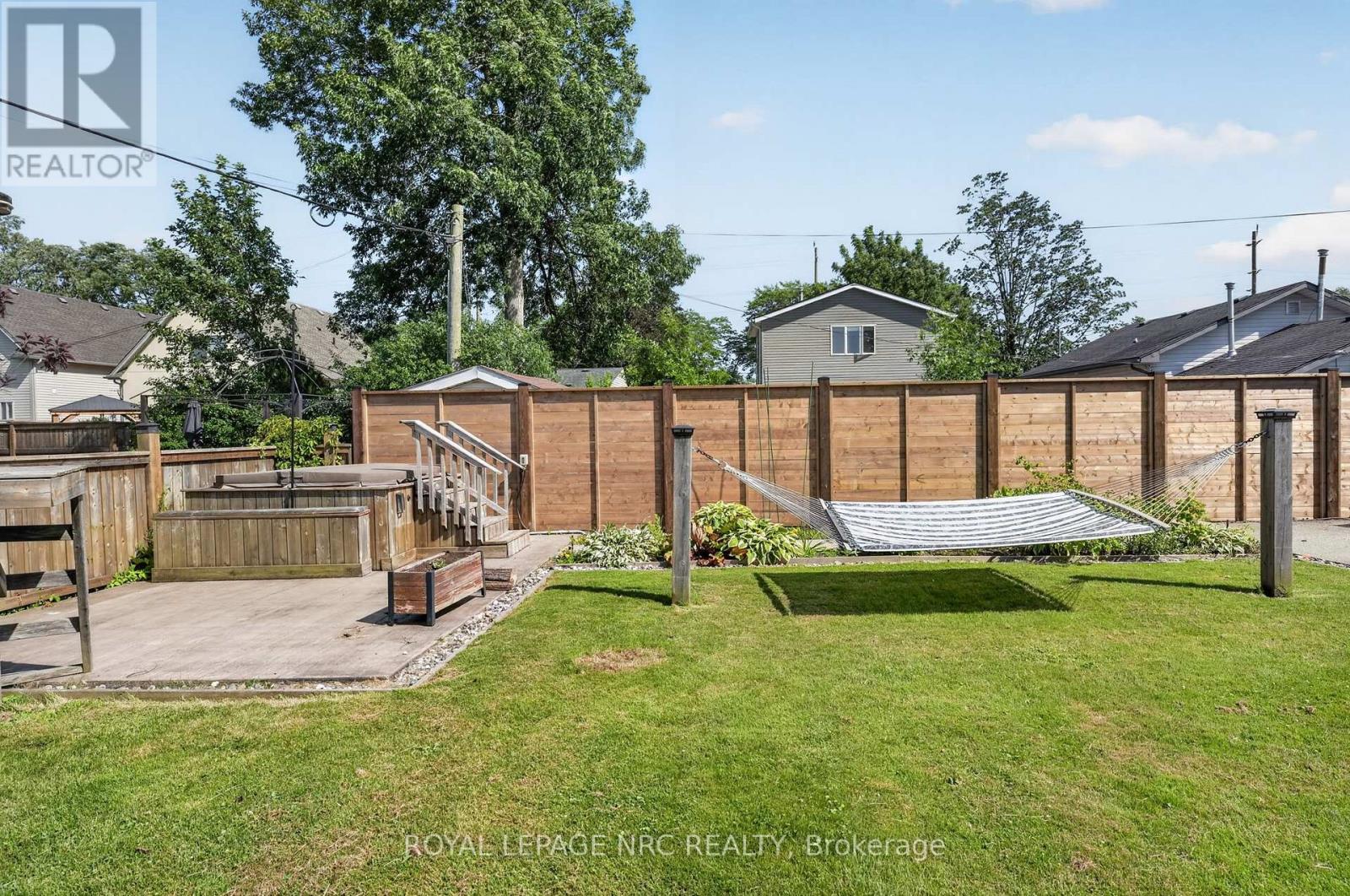 16 FERGUSON AVENUE - 41