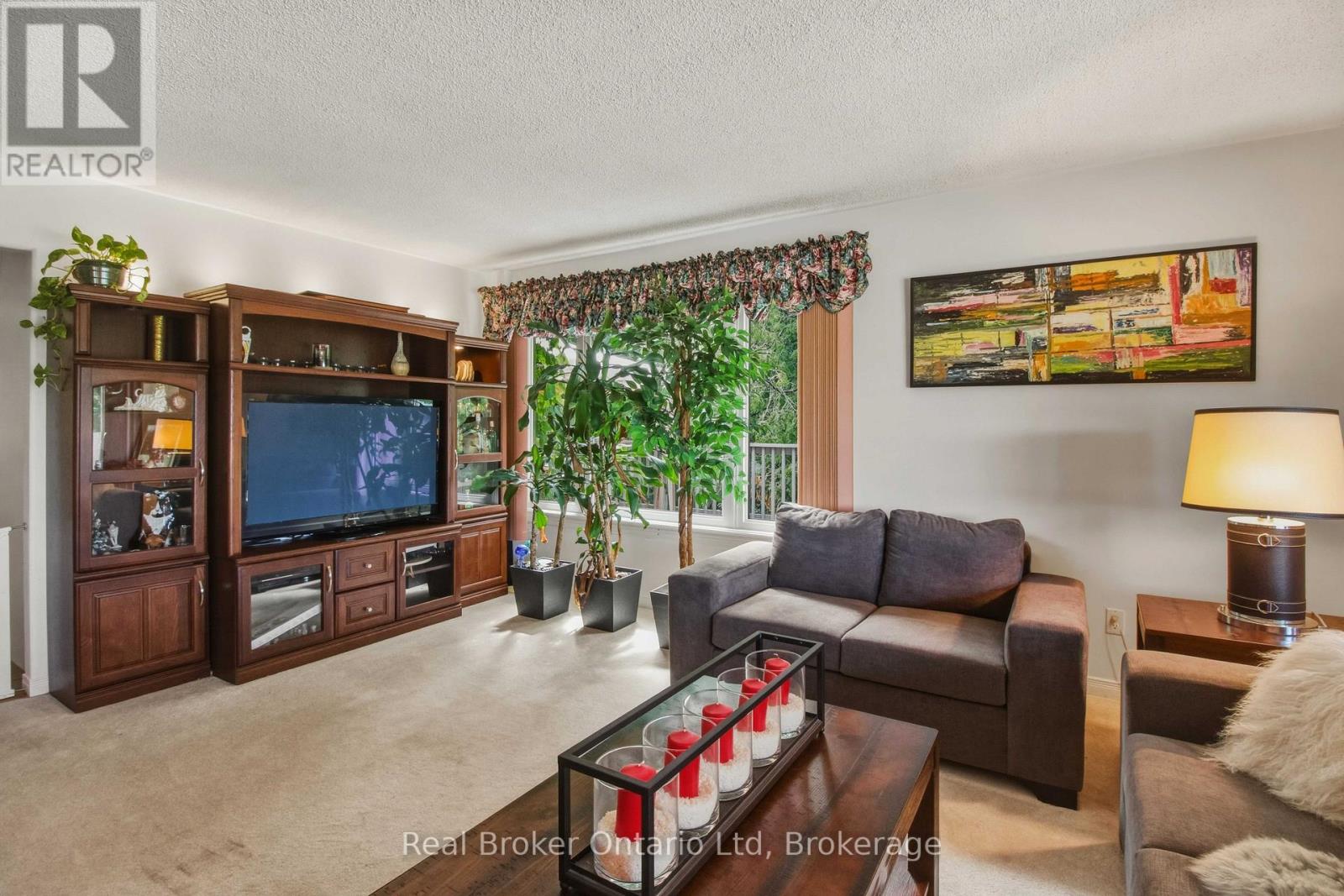 775498 HWY 10 HIGHWAY N - 11