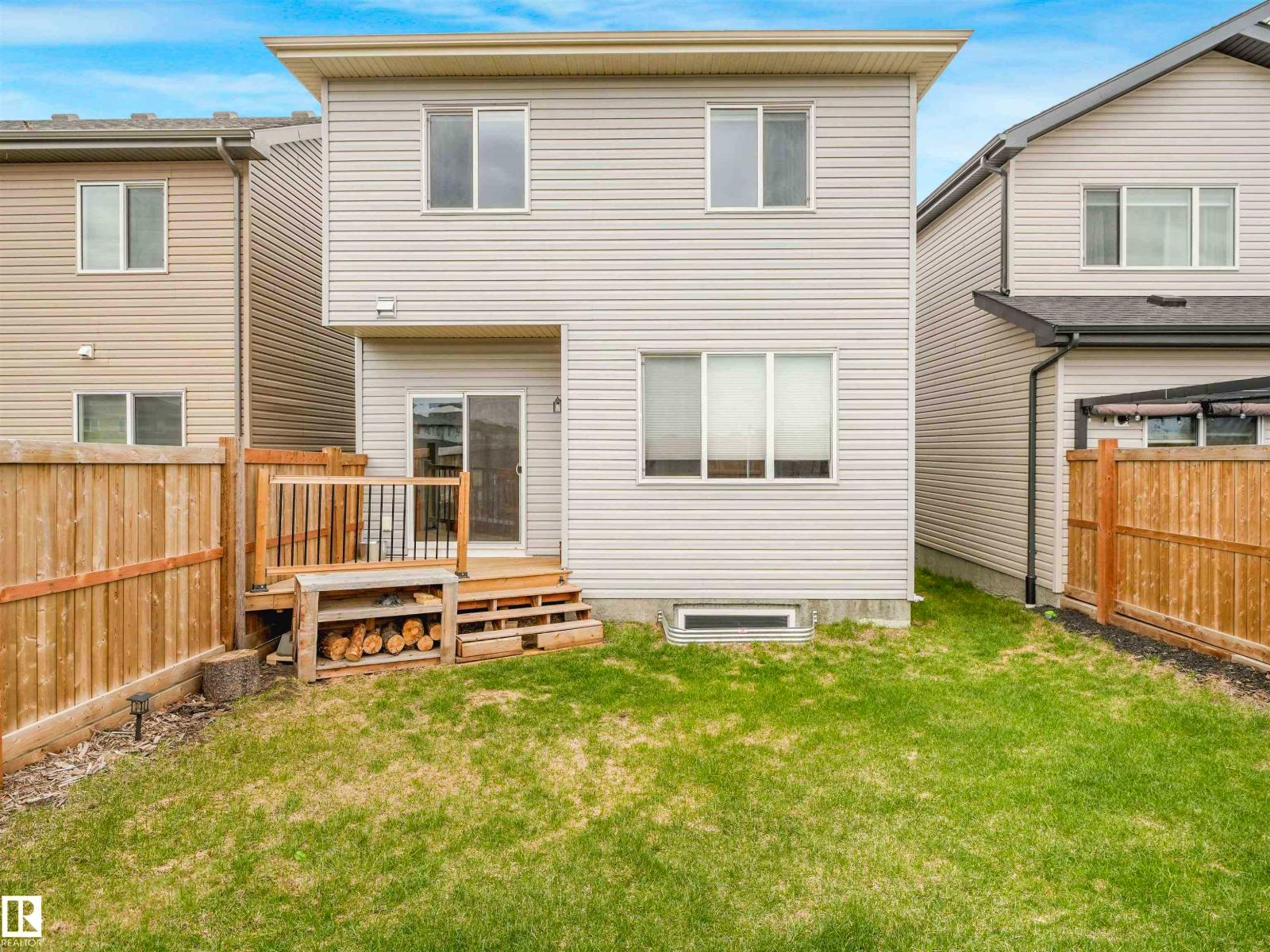6417 66 ST - 40