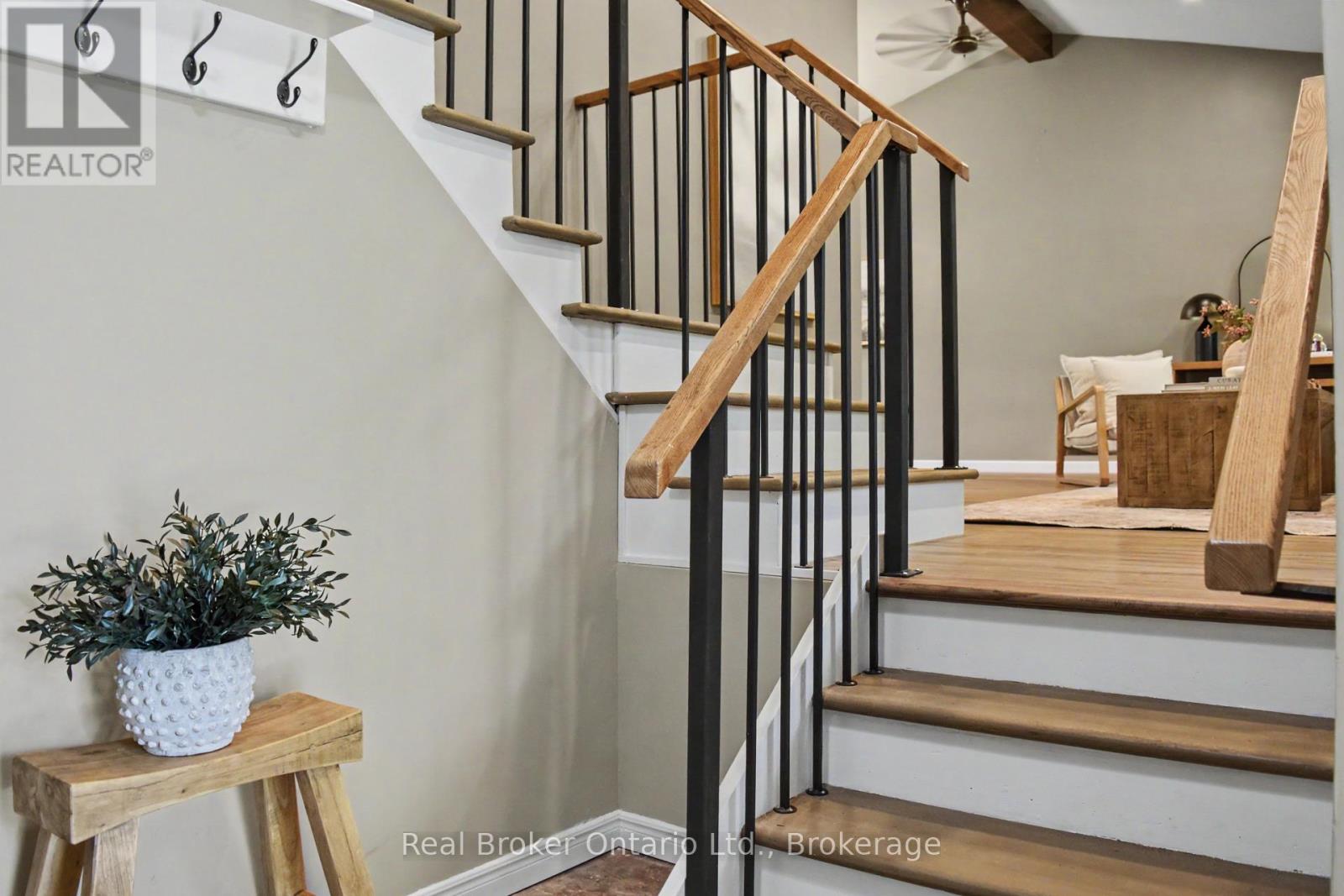 617 LOUIS STREET - 5