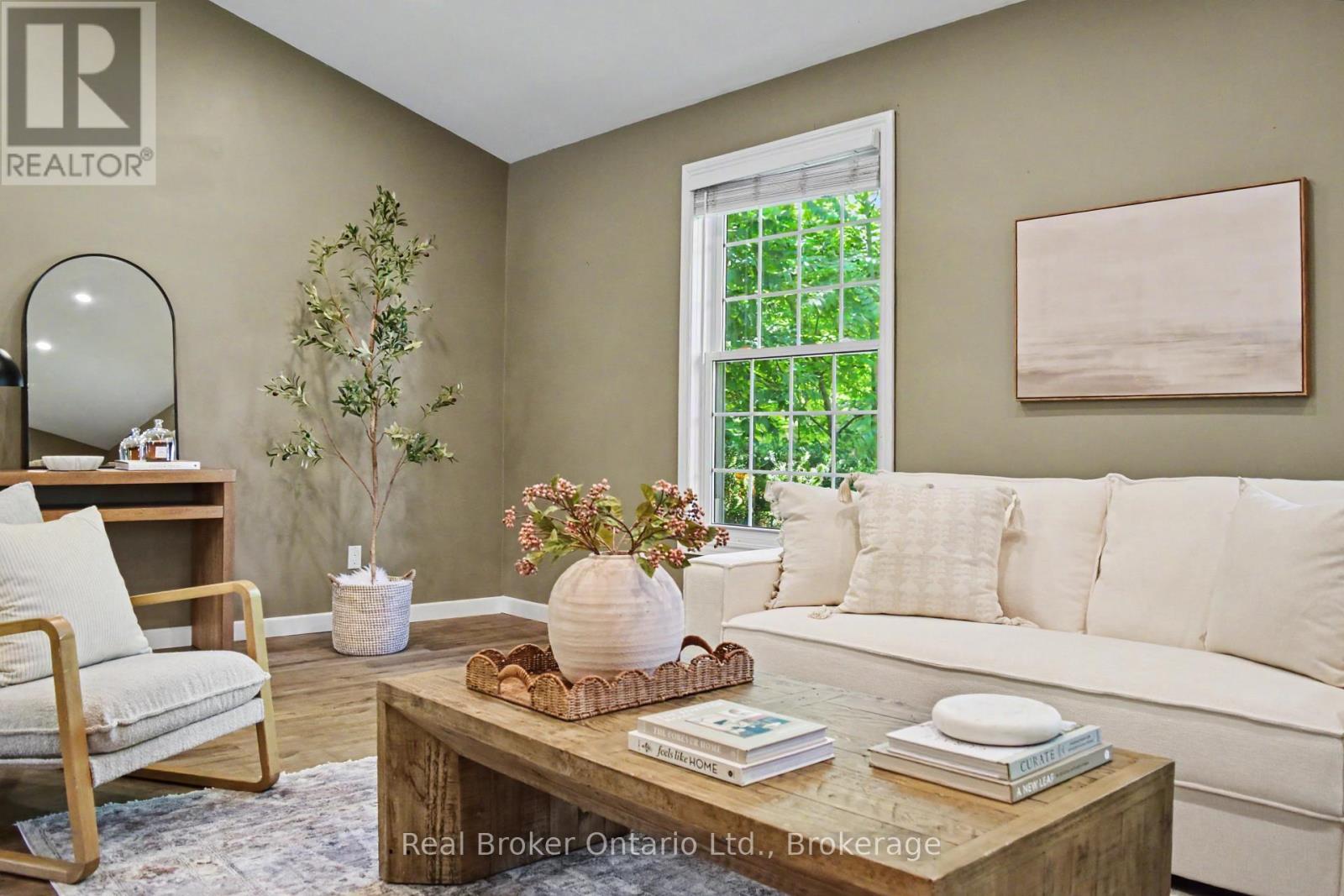 617 LOUIS STREET - 7