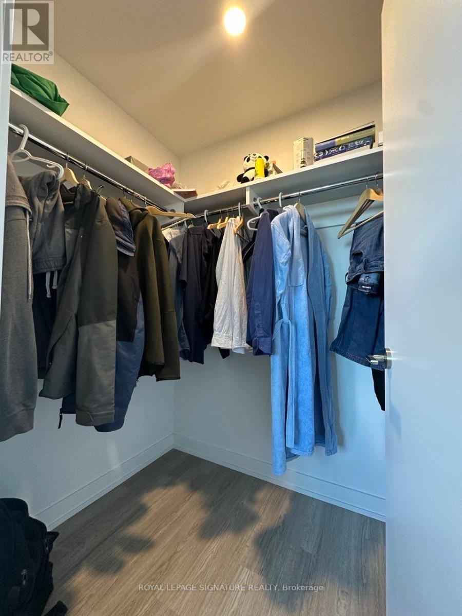 #222 8188 YONGE STREET - 12