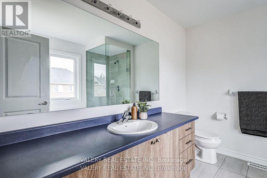 26 SAM BATTAGLIA CRESCENT - 16