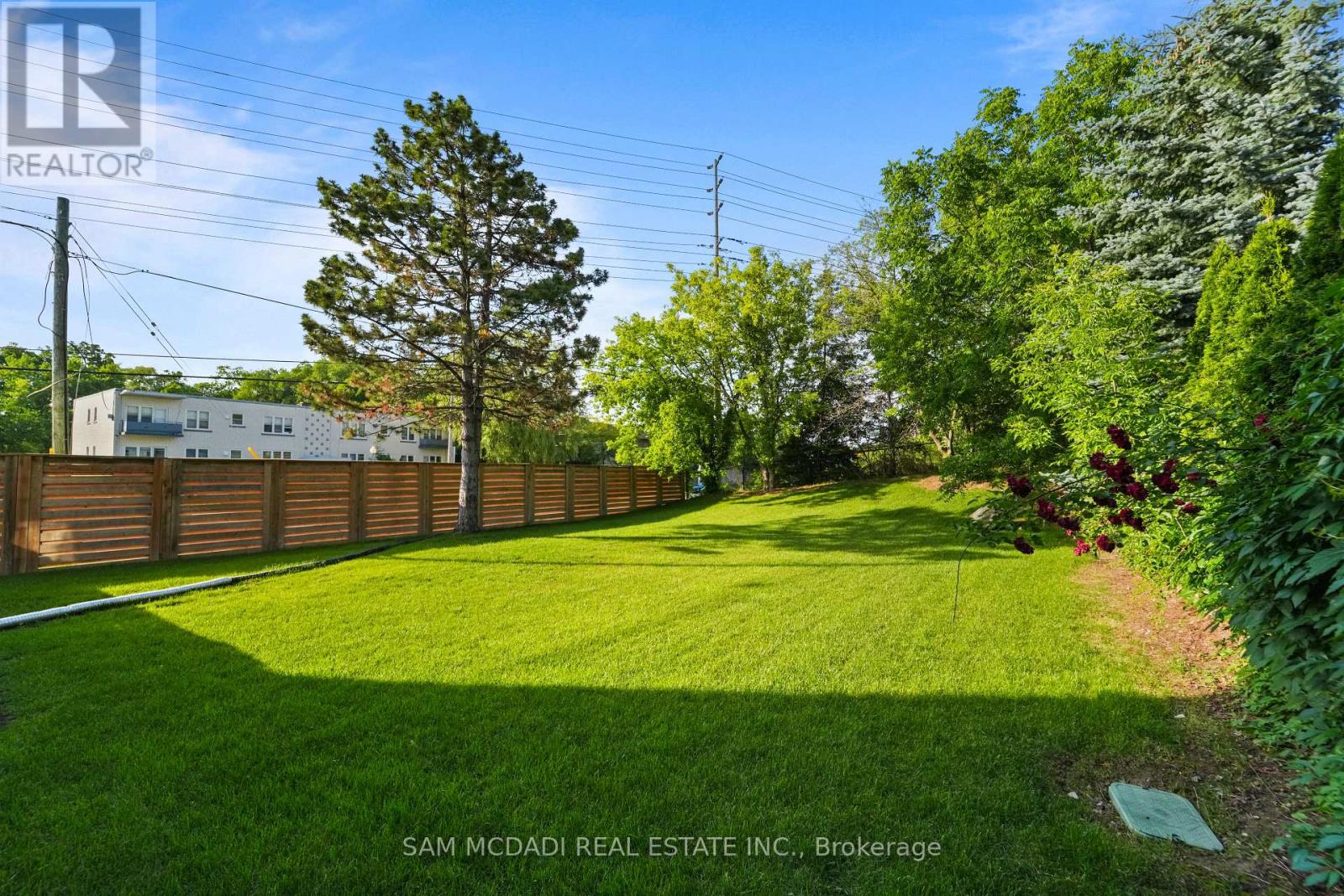 1 BROOKSIDE DRIVE - Image 38