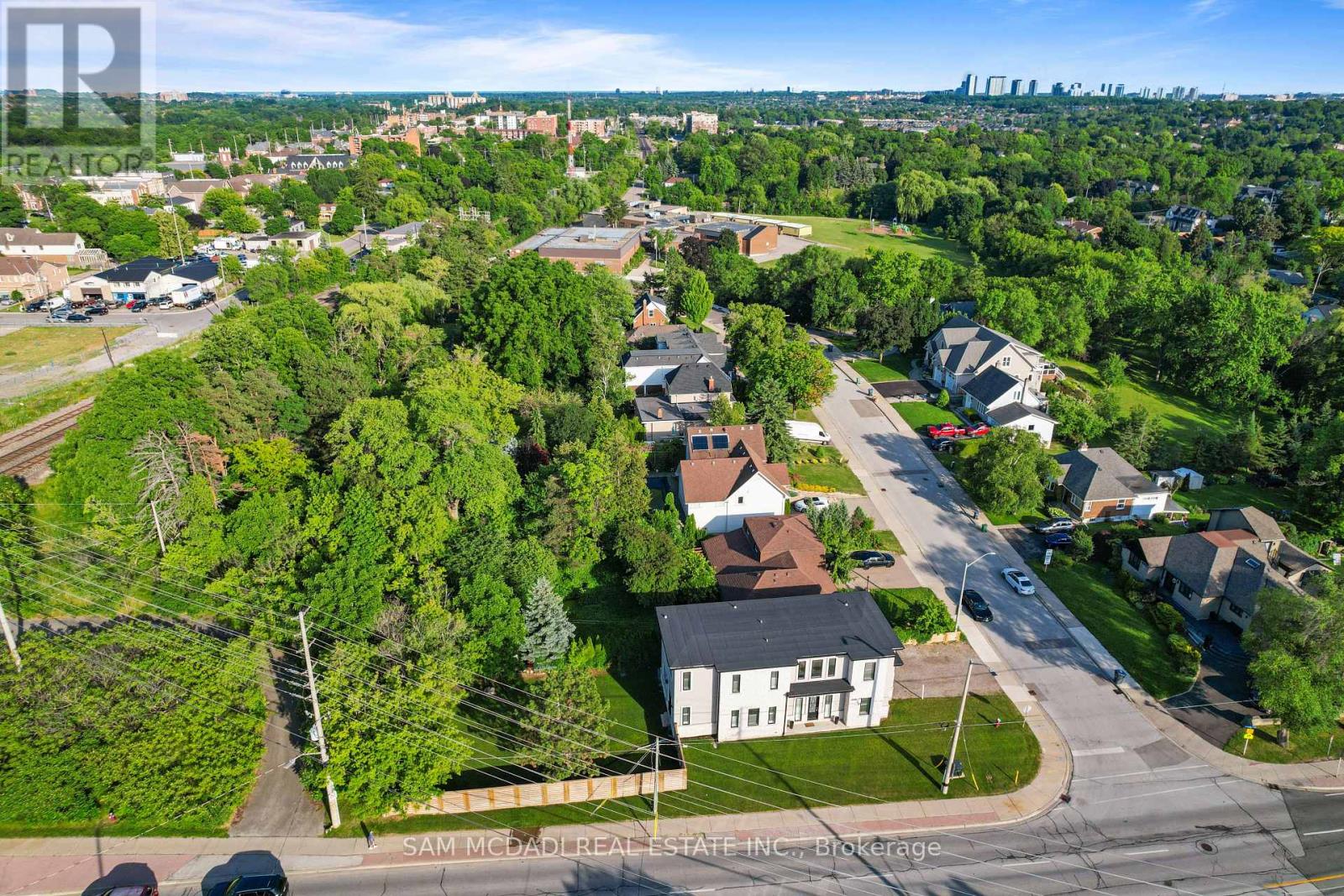 1 BROOKSIDE DRIVE - 41