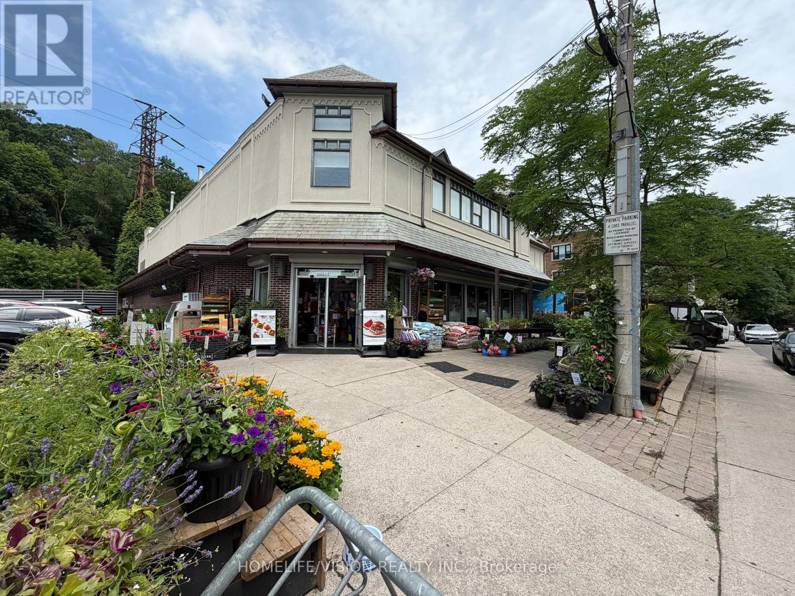 400 SUMMERHILL AVENUE - 40