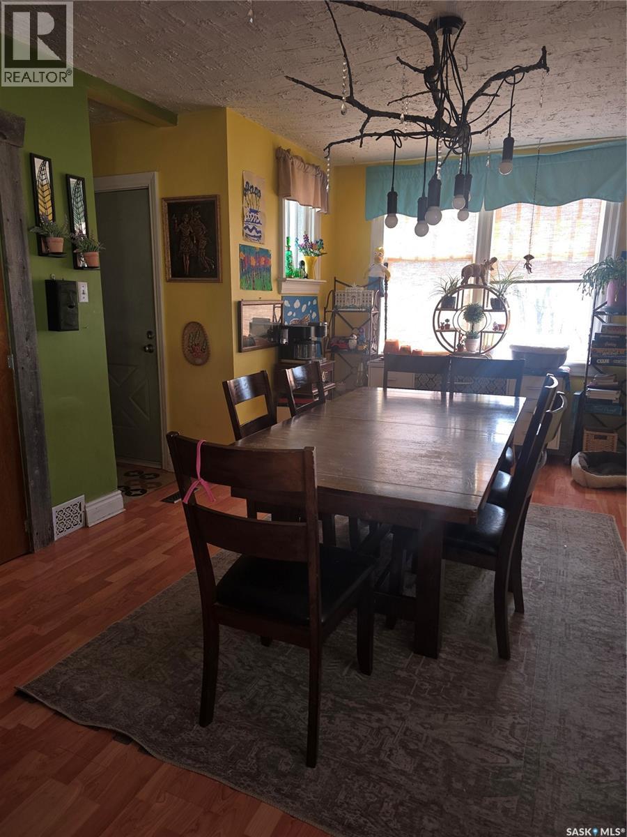 209 Allan STREET - 10