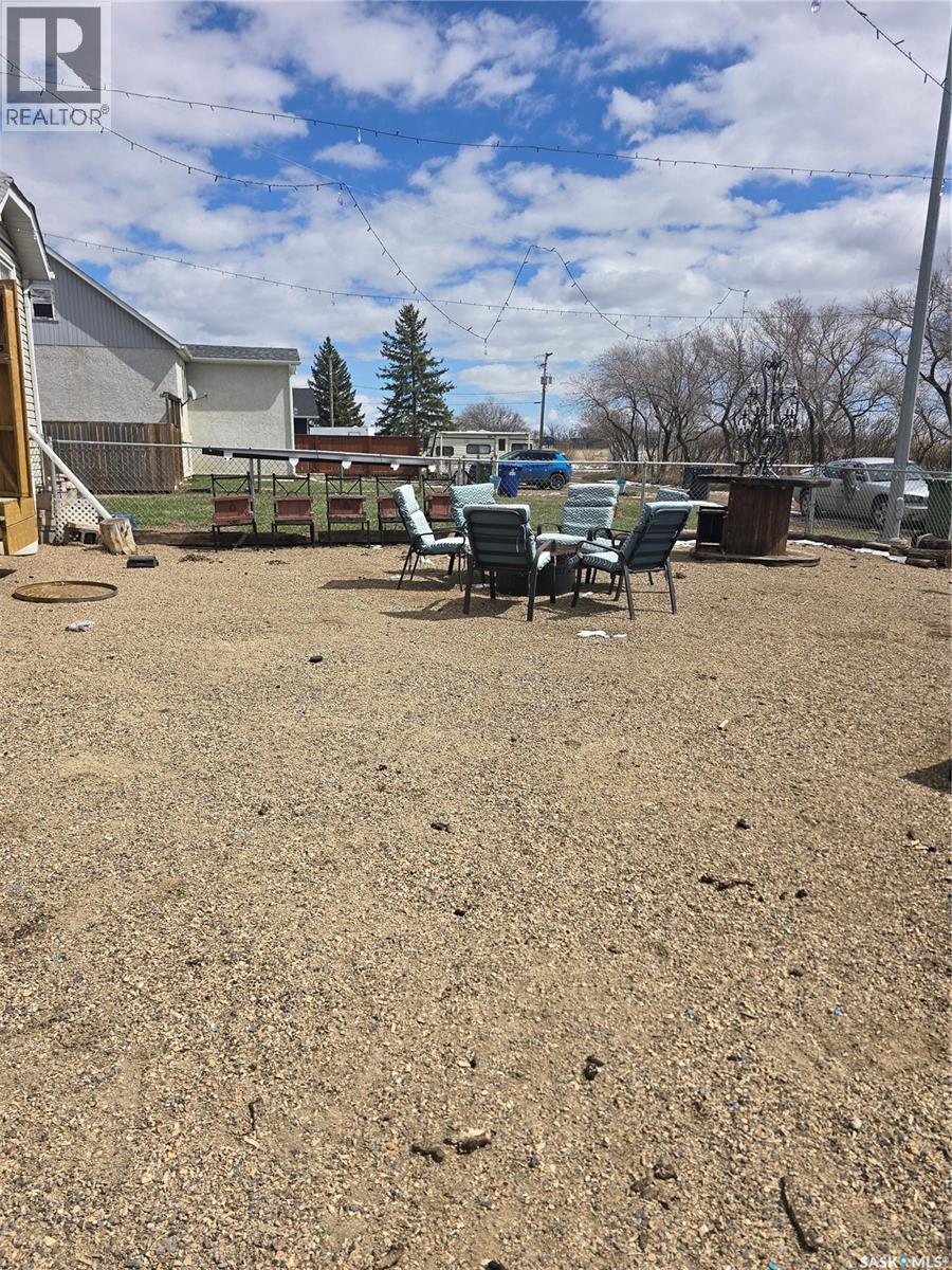 209 Allan STREET - 4