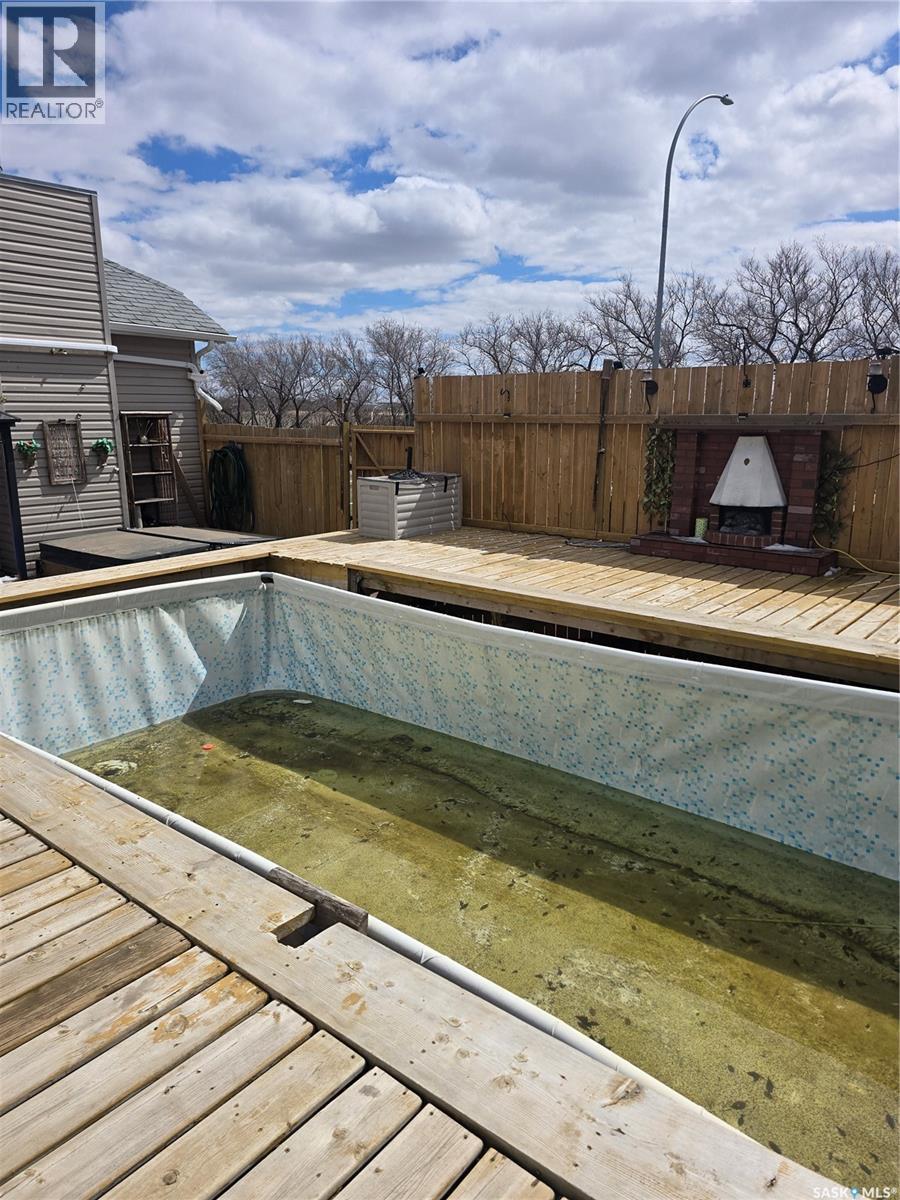 209 Allan STREET - 8