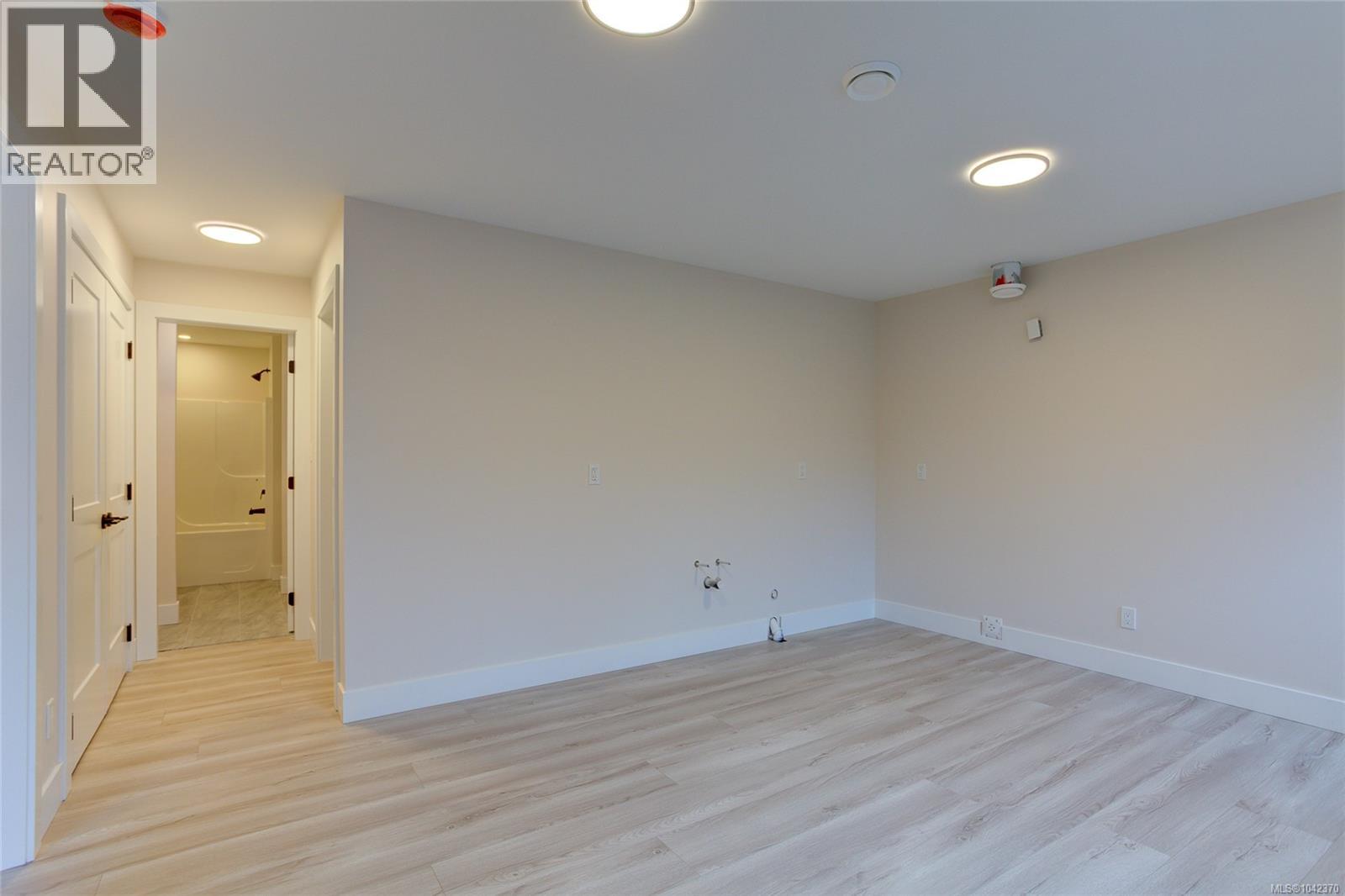 549 Mountain View Dr - 45