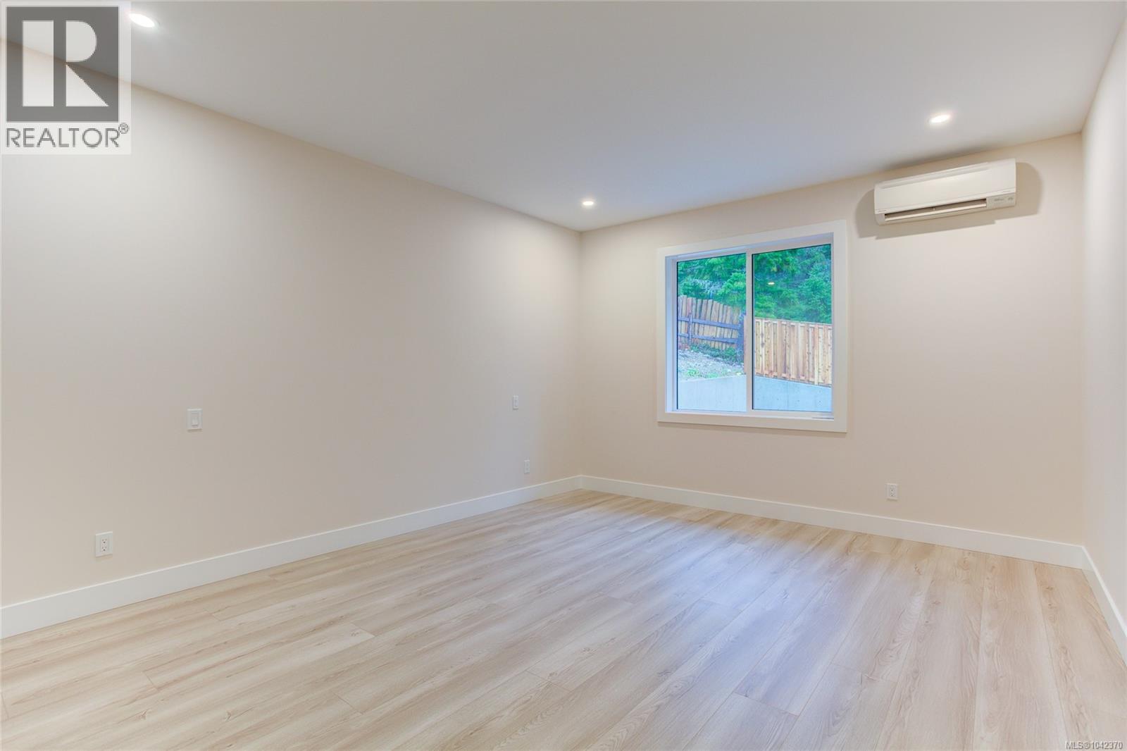 549 Mountain View Dr - 25