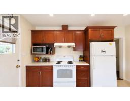 2965 E 8th Avenue, Vancouver, BC V5M1X2 Photo 11