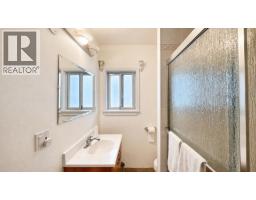 2965 E 8th Avenue, Vancouver, BC V5M1X2 Photo 19