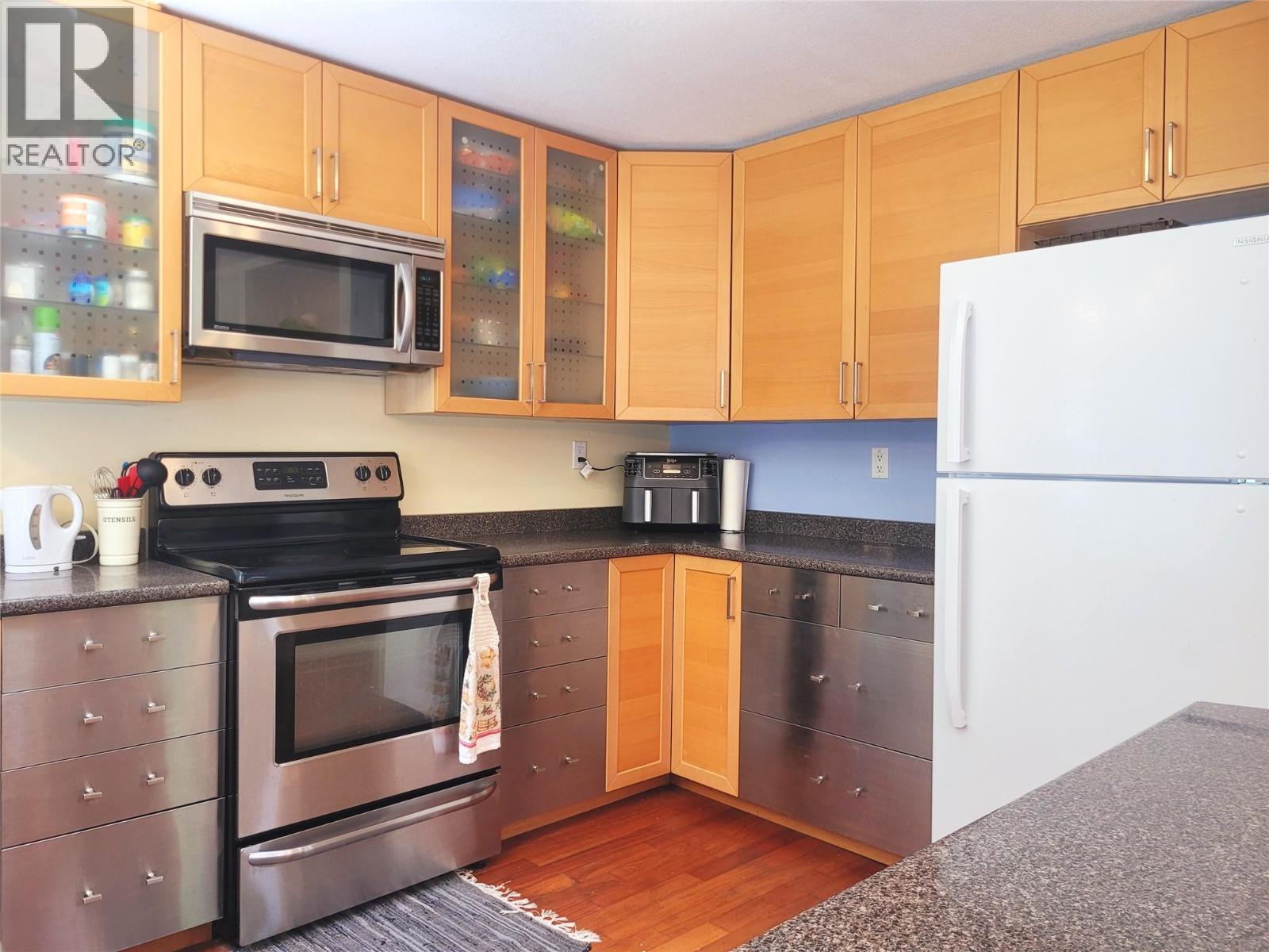 5289 Clearwater Valley Road - 8