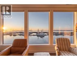 Primary Bedroom - 201 9949 Third St, Sidney, BC V8L3B1 Photo 14
