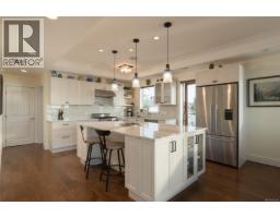 Entrance - 201 9949 Third St, Sidney, BC V8L3B1 Photo 19