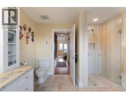 201 9949 Third St, Sidney, BC V8L3B1 Photo 36