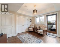 201 9949 Third St, Sidney, BC V8L3B1 Photo 39