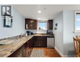 201 9949 Third St, Sidney, BC V8L3B1 Photo 51
