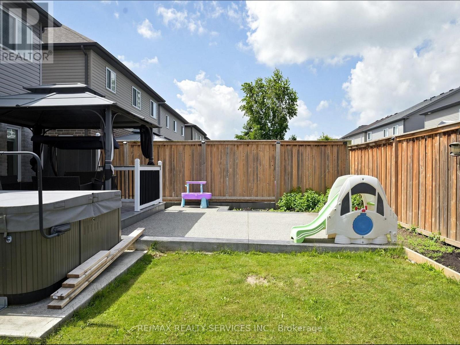 291 HARDCASTLE DRIVE - 47