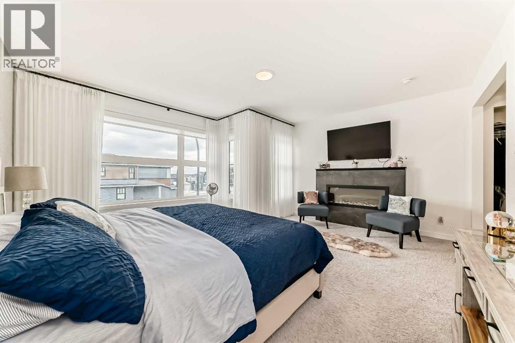 385 Edith Road NW - 19