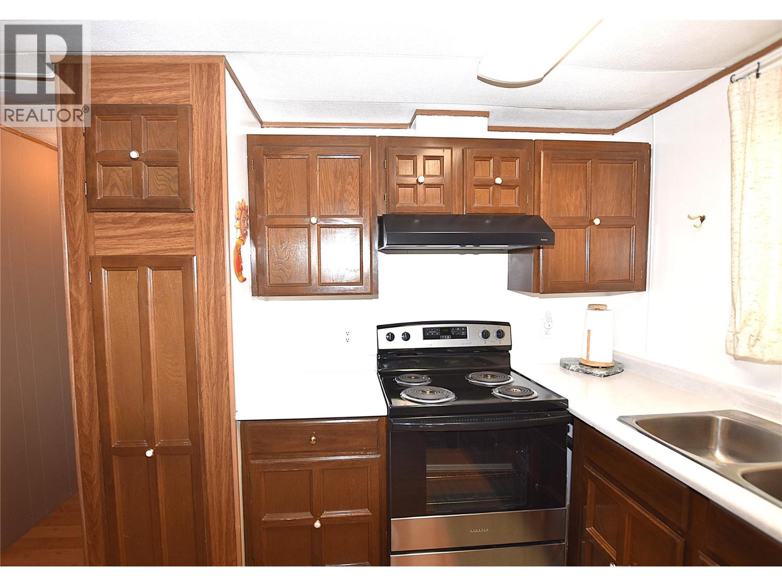 #19 8508 Clerke Road - 13