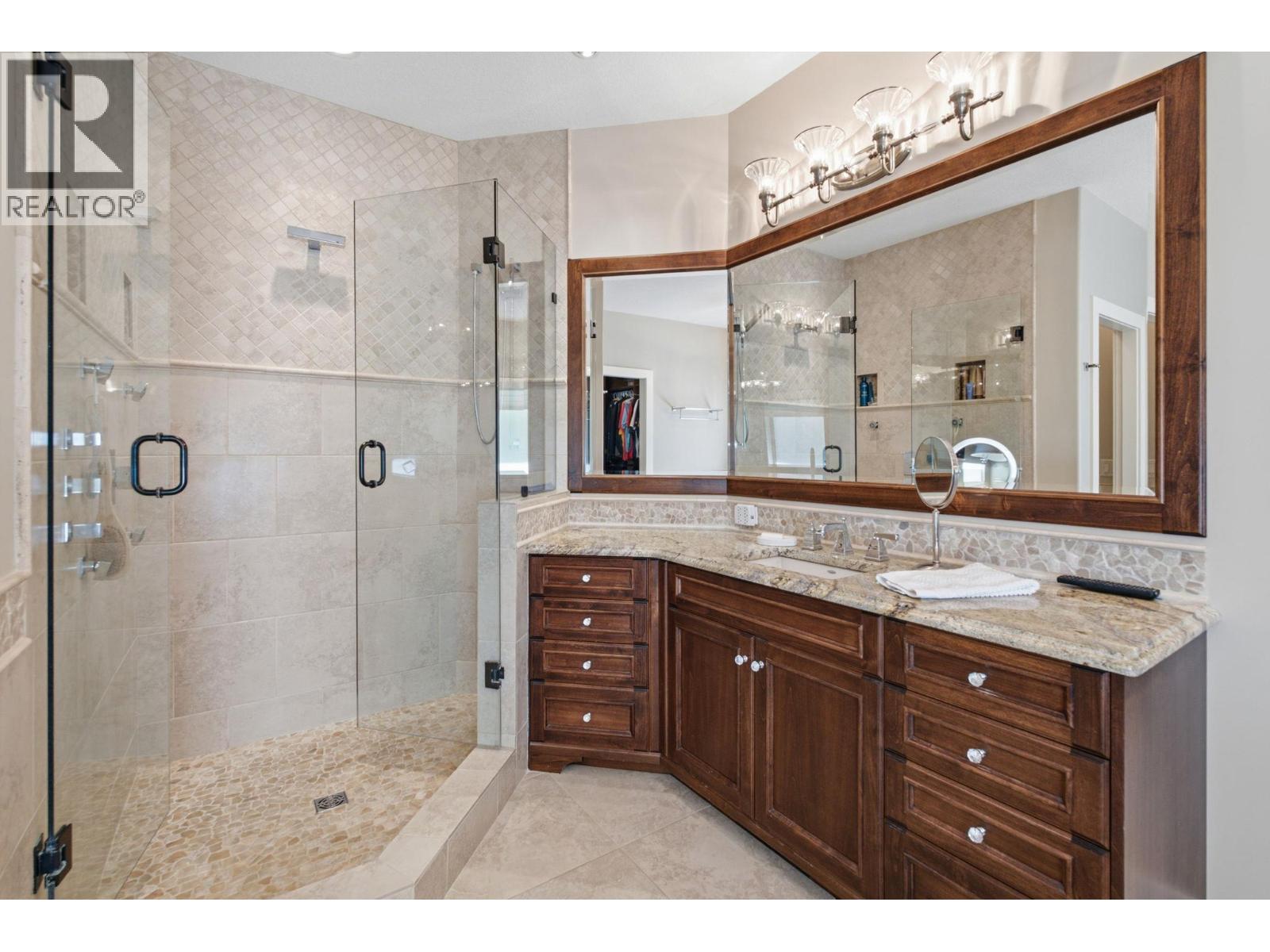 2109 Capistrano Drive - 35