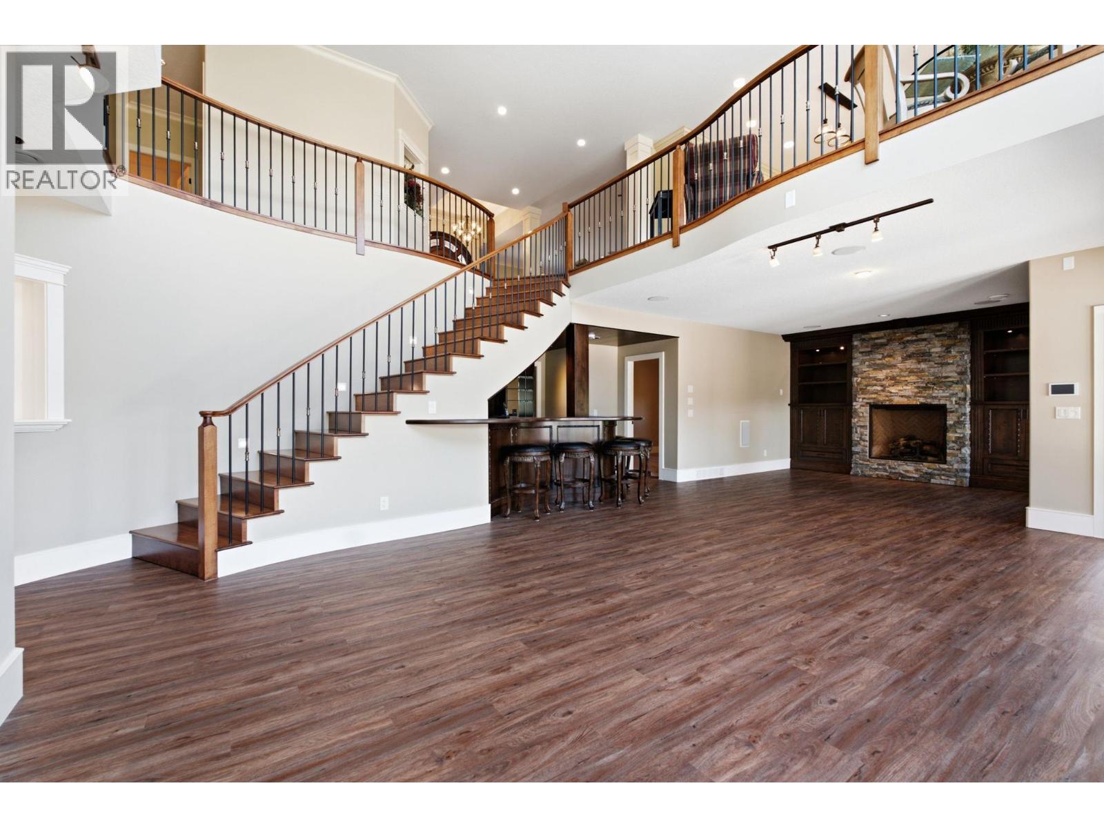 2109 Capistrano Drive - 40