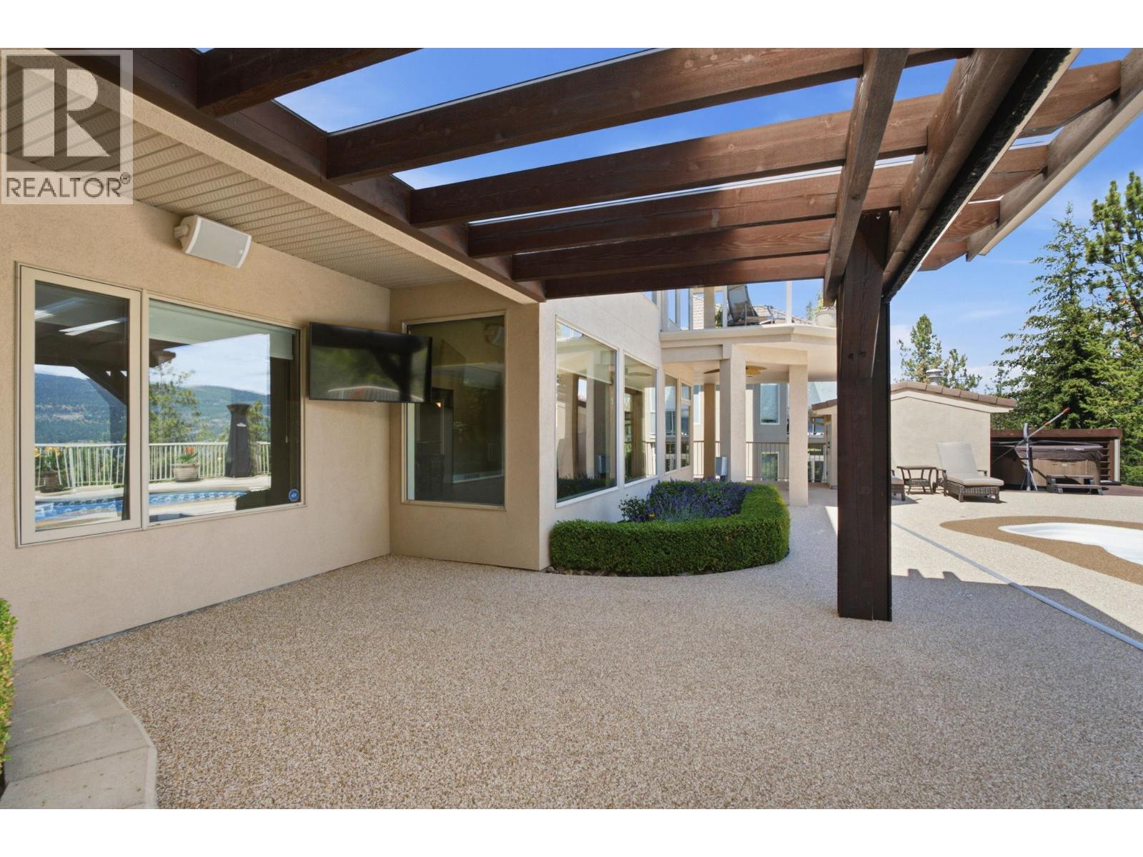2109 Capistrano Drive - 80