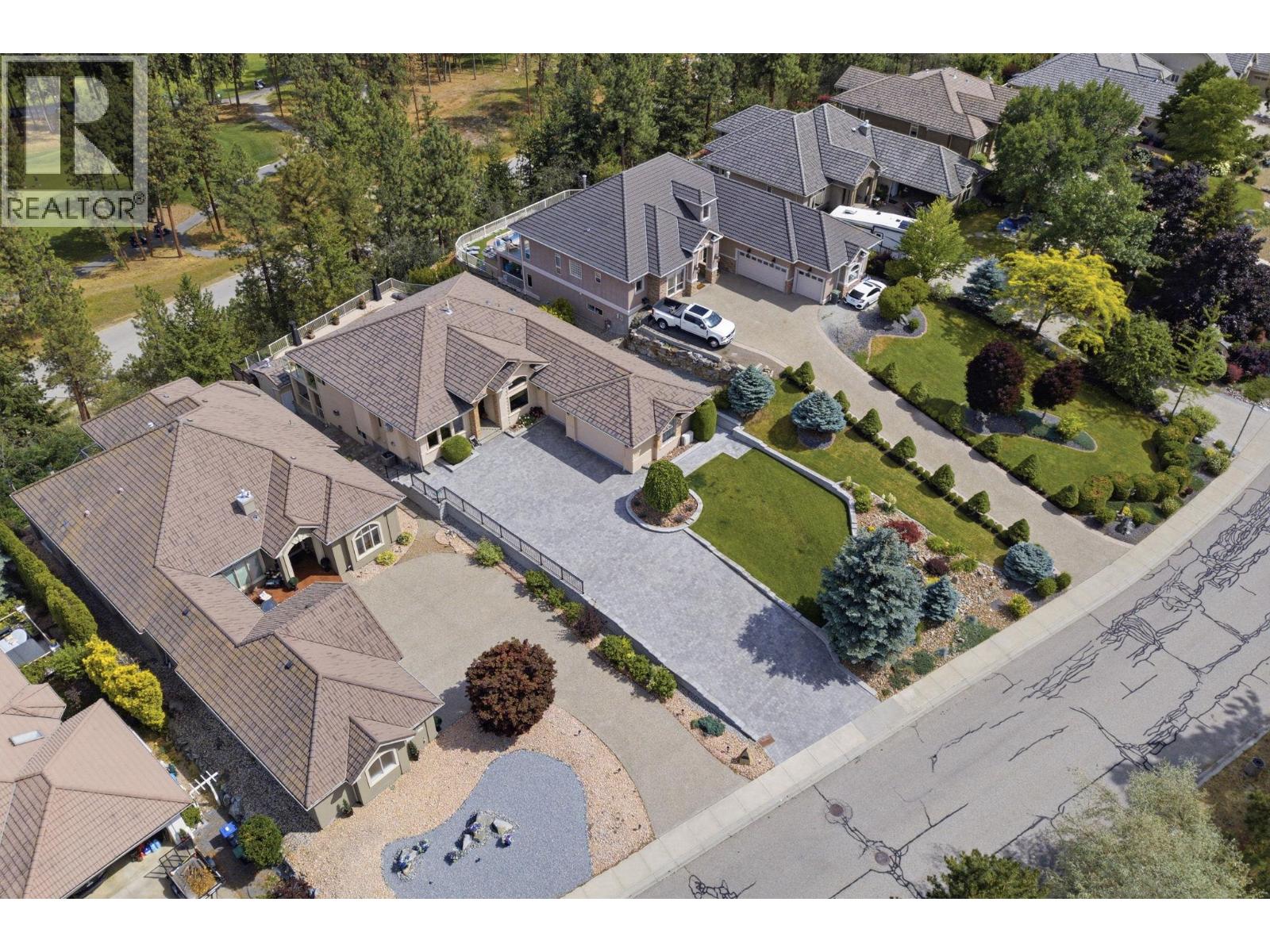 2109 Capistrano Drive - 86