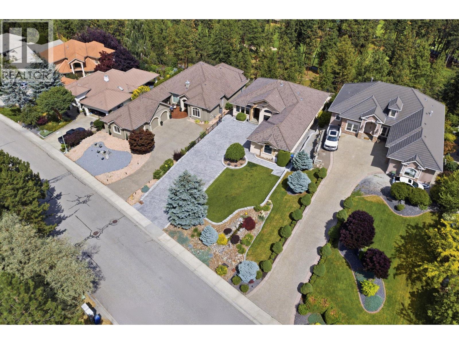 2109 Capistrano Drive - 84
