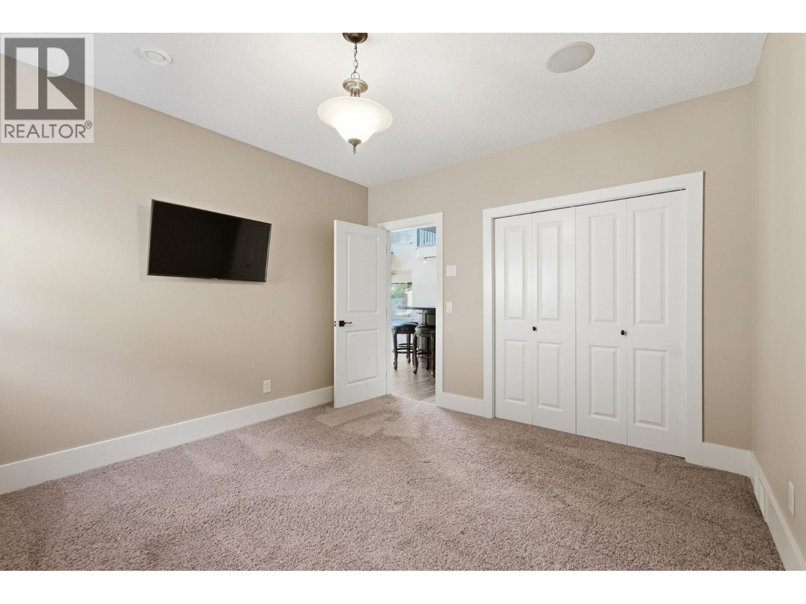 2109 Capistrano Drive - 50