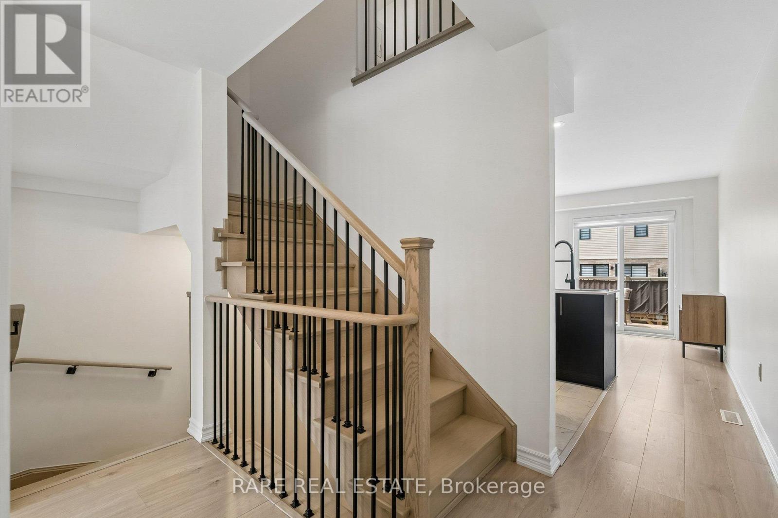 55 HAY LANE - 15