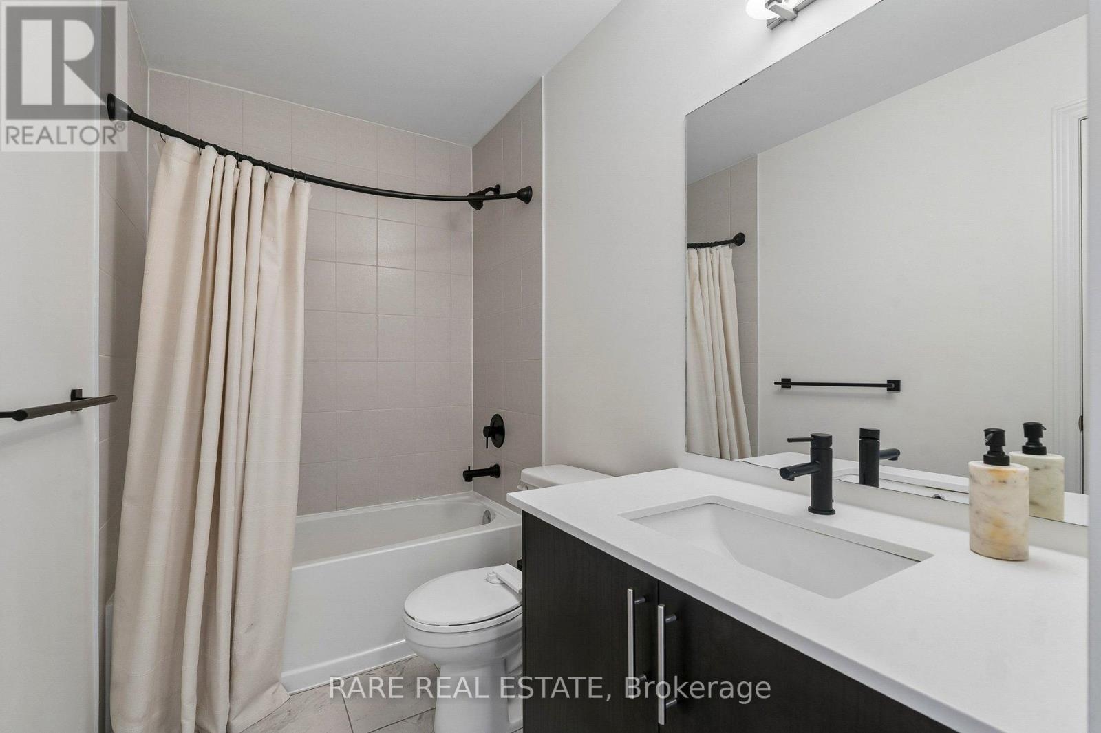 55 HAY LANE - 26