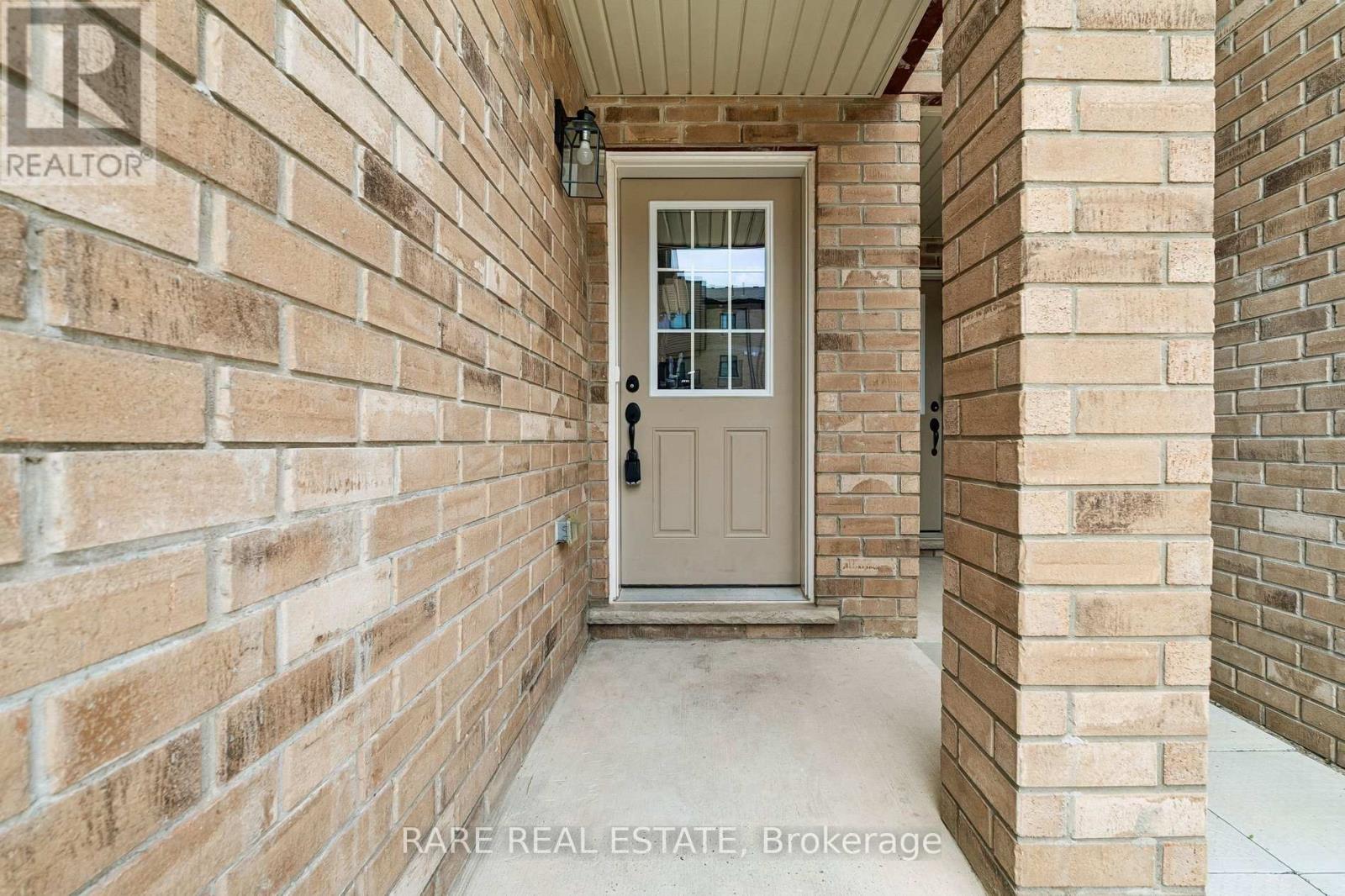 55 HAY LANE - 3