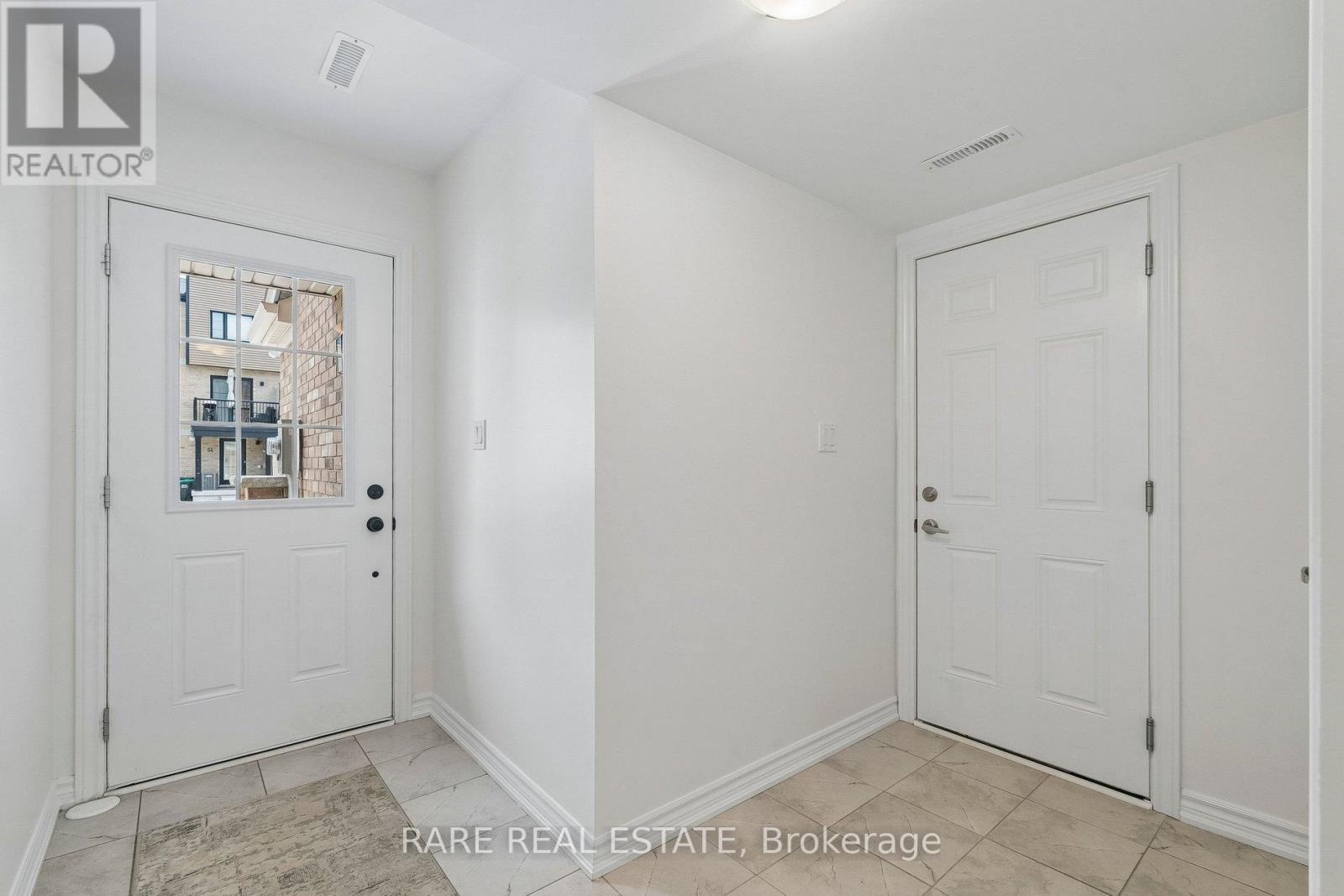55 HAY LANE - 6